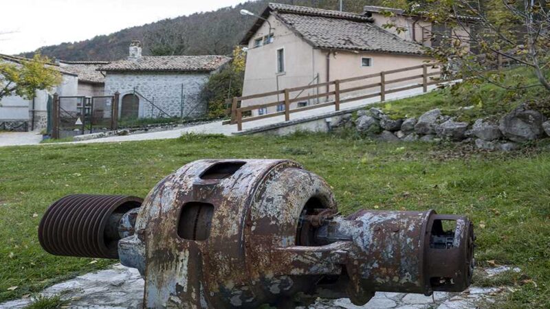 Un libro fotografico racconta il percorso di transizione energetica più emblematico d’Italia: presentazione a Villetta Barrea domani 30 Marzo 2024