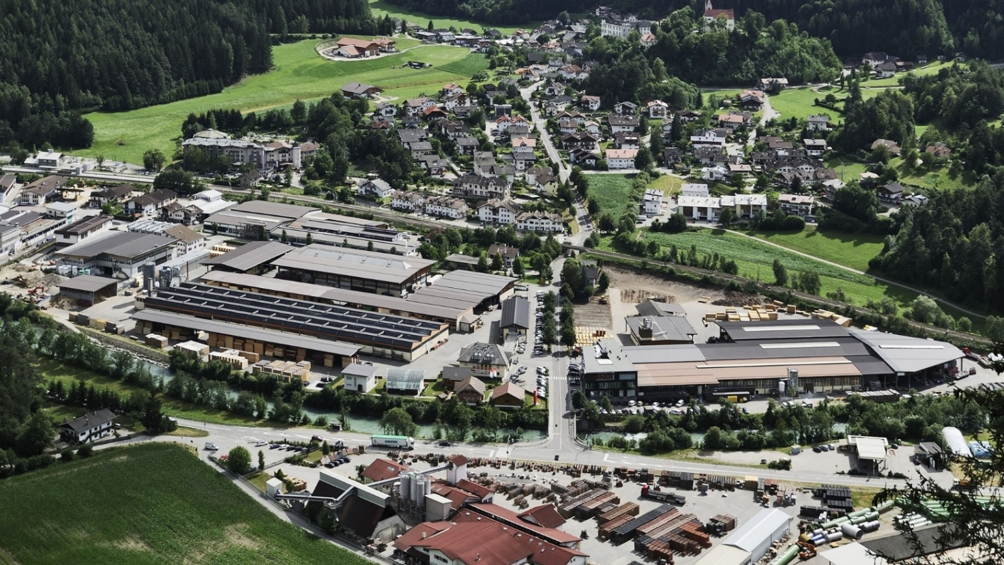 Il Gruppo Rubner e il futuro dell’edilizia in legno: 100 anni dopo la nascita della prima segheria a Chienes